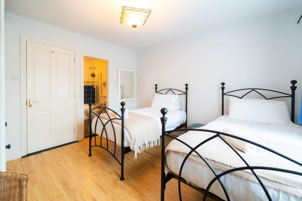 The Haven Dingle, Self Catering Accommodation Extérieur photo